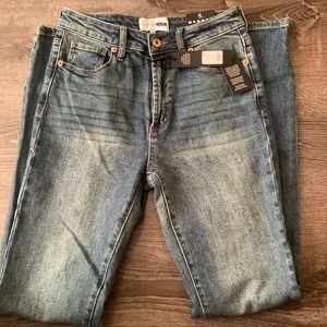 Fashion nova straight slim, low stretch jeans